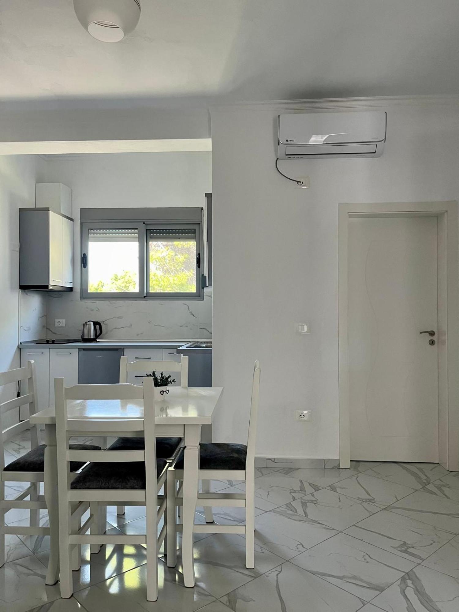 Appartement Xhefri's